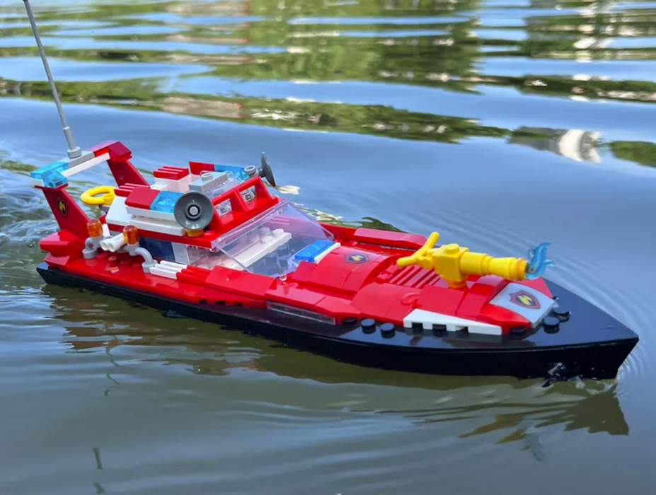 FLYTEC Fire Rescue RC Boat DIY Set