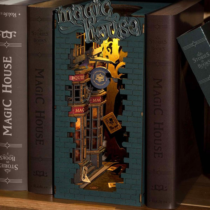 Magic House Book Nook